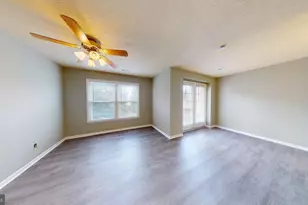 6008 Chestnut Hollow Ct, Centreville, VA 20121 - Photo 15
