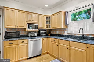 3219 Grassmere Ct, Herndon, VA 20171 - Photo 27
