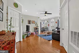 2921 Deer Hollow Way, Fairfax, VA 22031 - Photo 9
