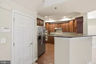3553 Huntley Manor Ln, Alexandria, VA 22306 - Photo 7