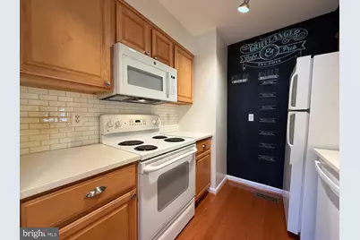 6501 Brick Hearth Court, Alexandria, VA 22306 - Photo 7