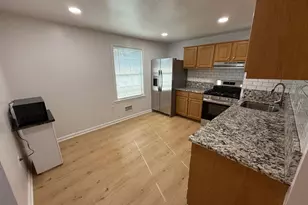 8049 St Annes Ct, Alexandria, VA 22309 - Photo 3