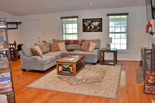 8097 Winding Way Ct, Springfield, VA 22153 - Photo 11