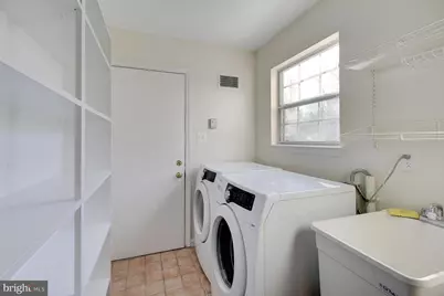 5400 Hampton Forest Way, Fairfax, VA 22030 - Photo 15