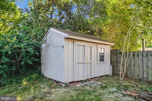 8509 Cyrus Pl, Alexandria, VA 22308 - Photo 35