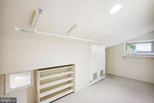 8509 Cyrus Pl, Alexandria, VA 22308 - Photo 23