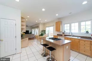 2944 Edgelea Rd, Vienna, VA 22181 - Photo 19