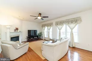 2944 Edgelea Rd, Vienna, VA 22181 - Photo 11