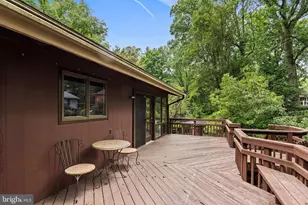 8108 Timber Valley Ct, Dunn Loring, VA 22027 - Photo 39