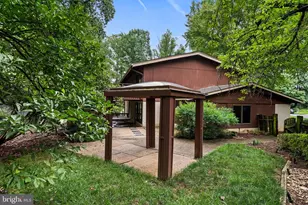 8108 Timber Valley Ct, Dunn Loring, VA 22027 - Photo 41