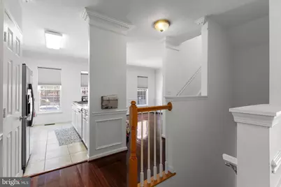 8074 Nicosh Circle Lane #50, Falls Church, VA 22042 - Photo 9