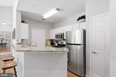 1700 Lake Shore Crest Drive #31, Reston, VA 20190 - Photo 9