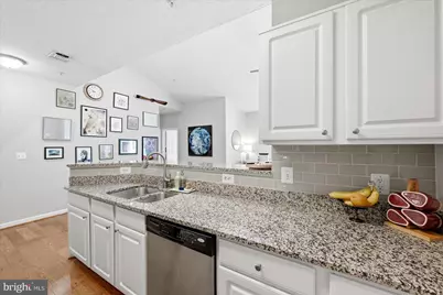 1700 Lake Shore Crest Drive #31, Reston, VA 20190 - Photo 11