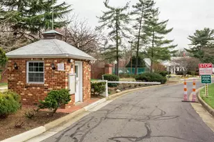 7680 Tremayne Pl, McLean, VA 22102 - Photo 3