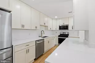 6405 Inwood Dr, Springfield, VA 22150 - Photo 51