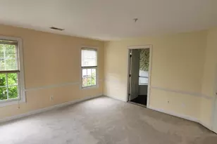 8021 Kidwell Town Ct, Vienna, VA 22182 - Photo 23
