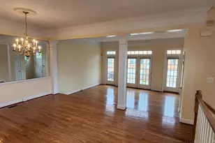 8021 Kidwell Town Ct, Vienna, VA 22182 - Photo 7