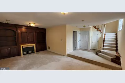 8021 Kidwell Town Court, Vienna, VA 22182 - Photo 25