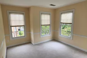 8021 Kidwell Town Ct, Vienna, VA 22182 - Photo 17
