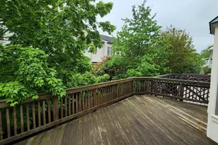 8021 Kidwell Town Ct, Vienna, VA 22182 - Photo 27