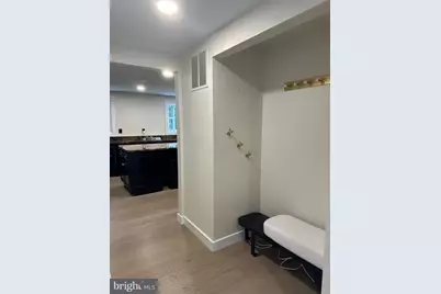 2289 Dosinia Court, Reston, VA 20191 - Photo 3