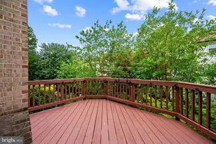 9639 Scotch Haven Dr, Vienna, VA 22181 - Photo 33