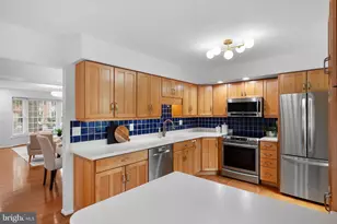 9639 Scotch Haven Dr, Vienna, VA 22181 - Photo 23