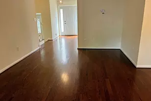 4834 King Solomon Dr, Annandale, VA 22003 - Photo 3