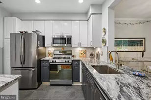 1855 Stratford Park Pl, Reston, VA 20190 - Photo 9
