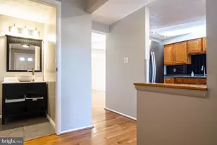 2911 Montauk Ct, Falls Church, VA 22042 - Photo 3