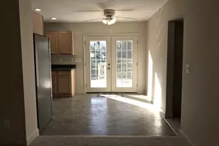 1820 Pimmit Dr, Falls Church, VA 22043 - Photo 5