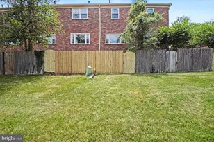 8418 Penshurst Dr, Springfield, VA 22152 - Photo 25