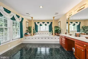 12916 Hedgetop Dr, Herndon, VA 20171 - Photo 23
