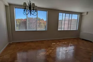 6641 Wakefield Dr, Alexandria, VA 22307 - Photo 3