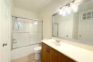12921 Centre Park Cir, Herndon, VA 20171 - Photo 17