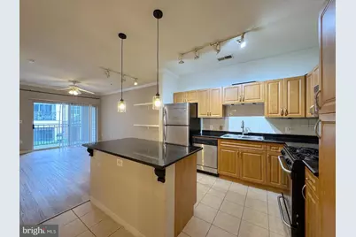 12921 Centre Park Circle #204, Herndon, VA 20171 - Photo 5