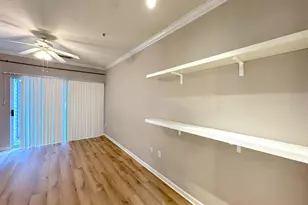12921 Centre Park Cir, Herndon, VA 20171 - Photo 9
