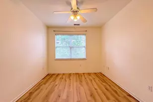 12921 Centre Park Cir, Herndon, VA 20171 - Photo 15