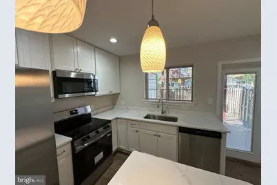 13112 Quail Creek Lane, Fairfax, VA 22033 - Photo 5