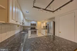2201 Cedar Cove Ct, Reston, VA 20191 - Photo 7
