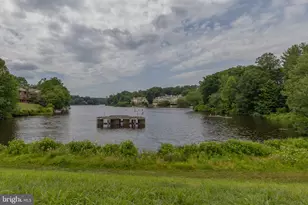 2201 Cedar Cove Ct, Reston, VA 20191 - Photo 3