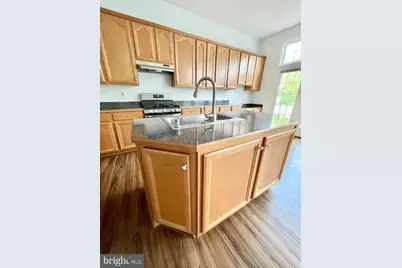 2403 Cypress Green Lane, Herndon, VA 20171 - Photo 5