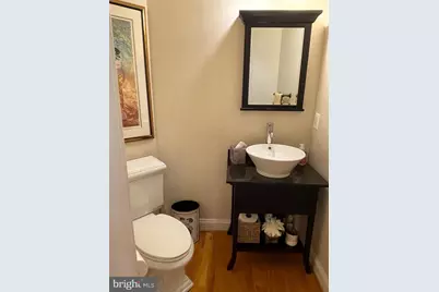 6915 Bonheim Court, McLean, VA 22101 - Photo 19