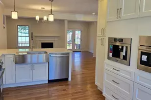 2106 Bobbyber Dr, Vienna, VA 22182 - Photo 17