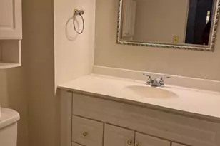 8370 Greensboro Dr, McLean, VA 22102 - Photo 7