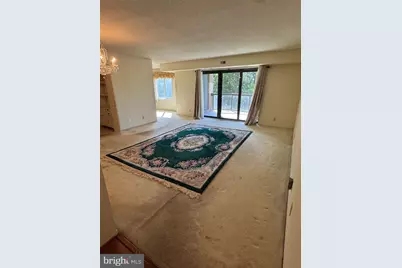 8370 Greensboro Drive #420, McLean, VA 22102 - Photo 3