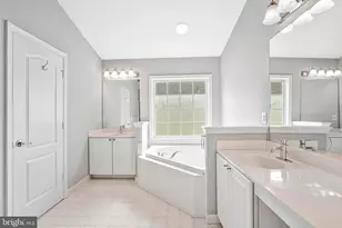 2849 Laura Gae Cir, Vienna, VA 22180 - Photo 53
