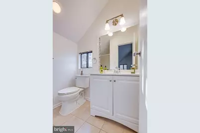 1661 Cedar Hollow Way, Reston, VA 20194 - Photo 19