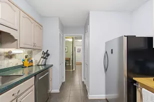 5902 Mt Eagle Dr, Alexandria, VA 22303 - Photo 11