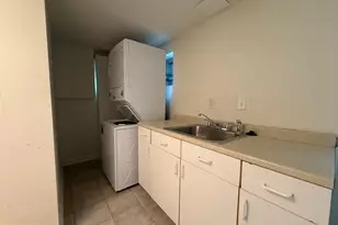 5835 Mt Vernon Dr, Alexandria, VA 22303 - Photo 13